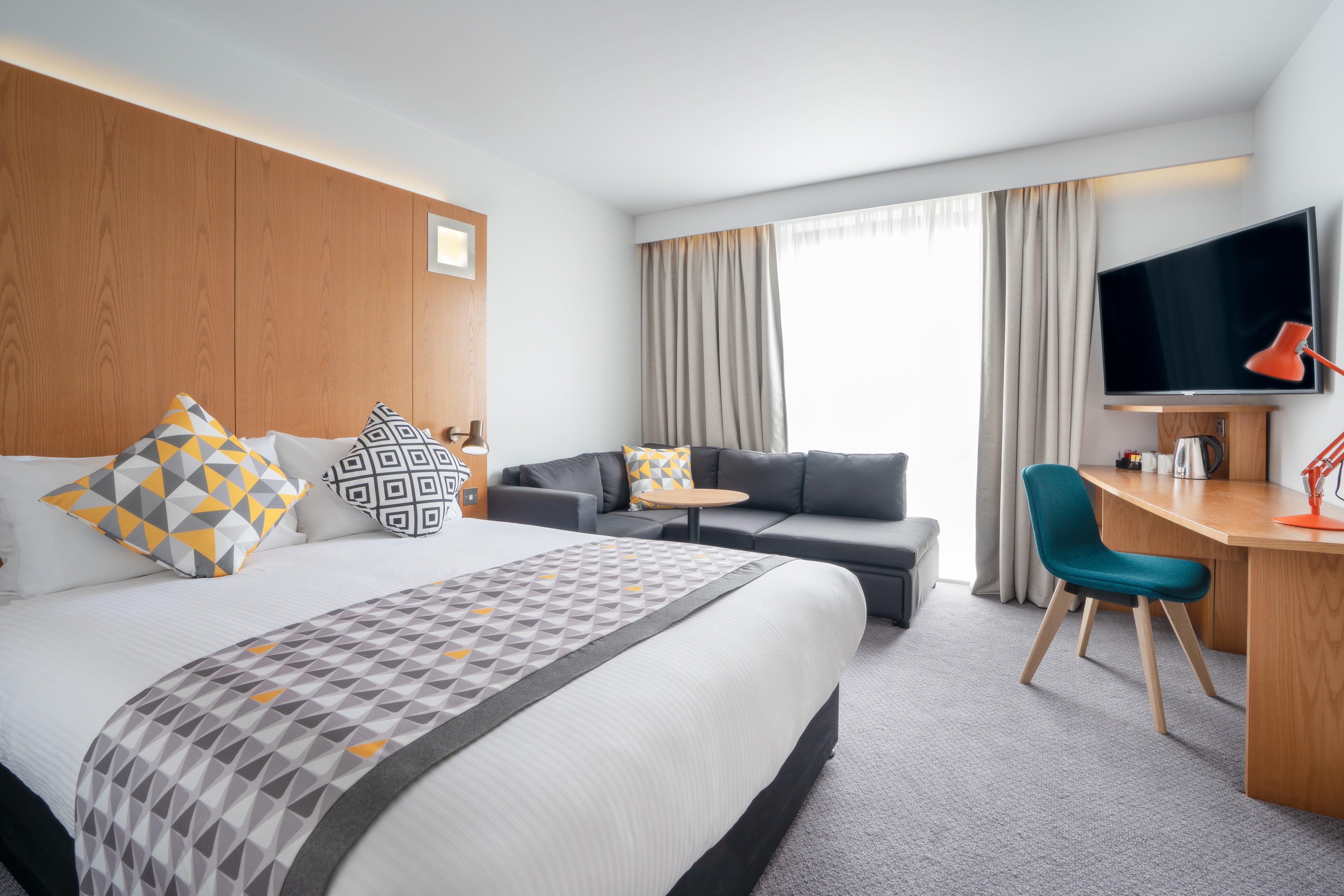 Holiday Inn Bournemouth By Ihg Ngoại thất bức ảnh