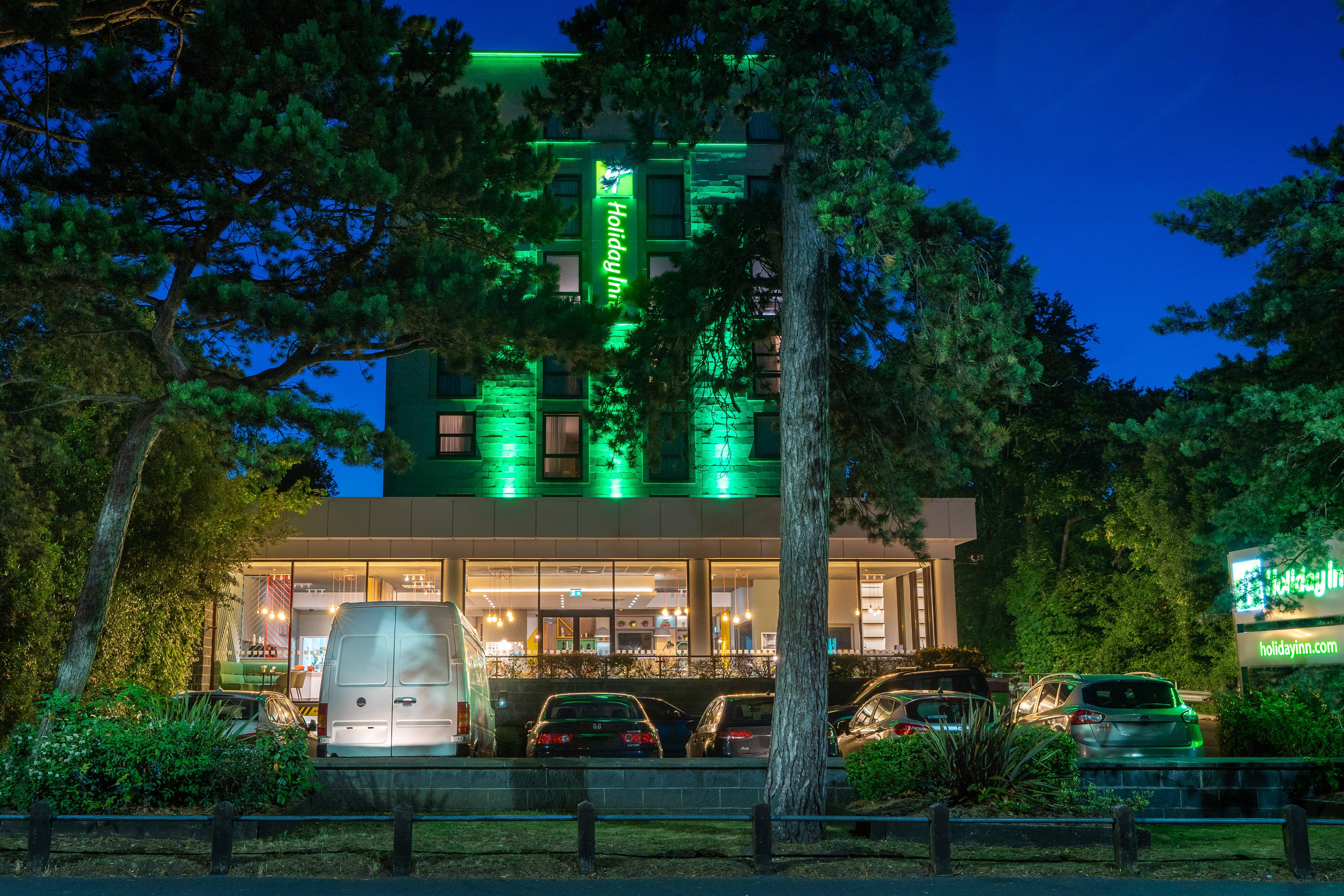 Holiday Inn Bournemouth By Ihg Ngoại thất bức ảnh